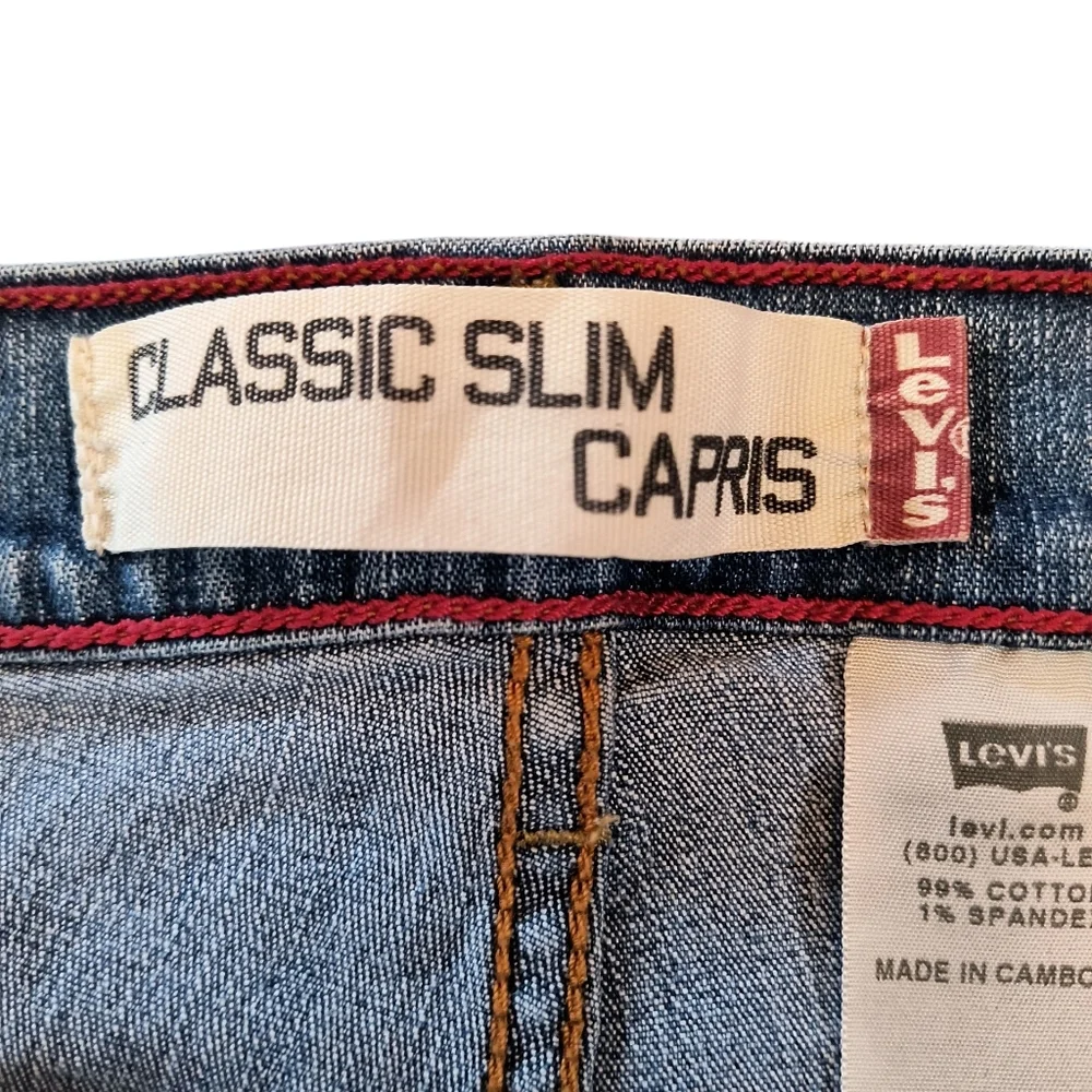 Levi's Classic Slim Capris Size 12 - Picture 5 of 7